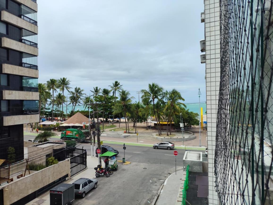 Gran Palazzo Pajuçara - Apartamento 04 quartos beira mar! - B&B Maceió