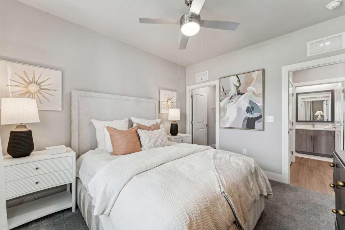 Modern Oasis - Bed and Breakfast Fort Myers