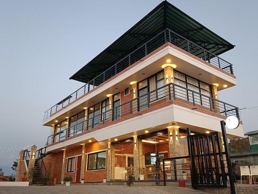 The hills - B&B Pokhara