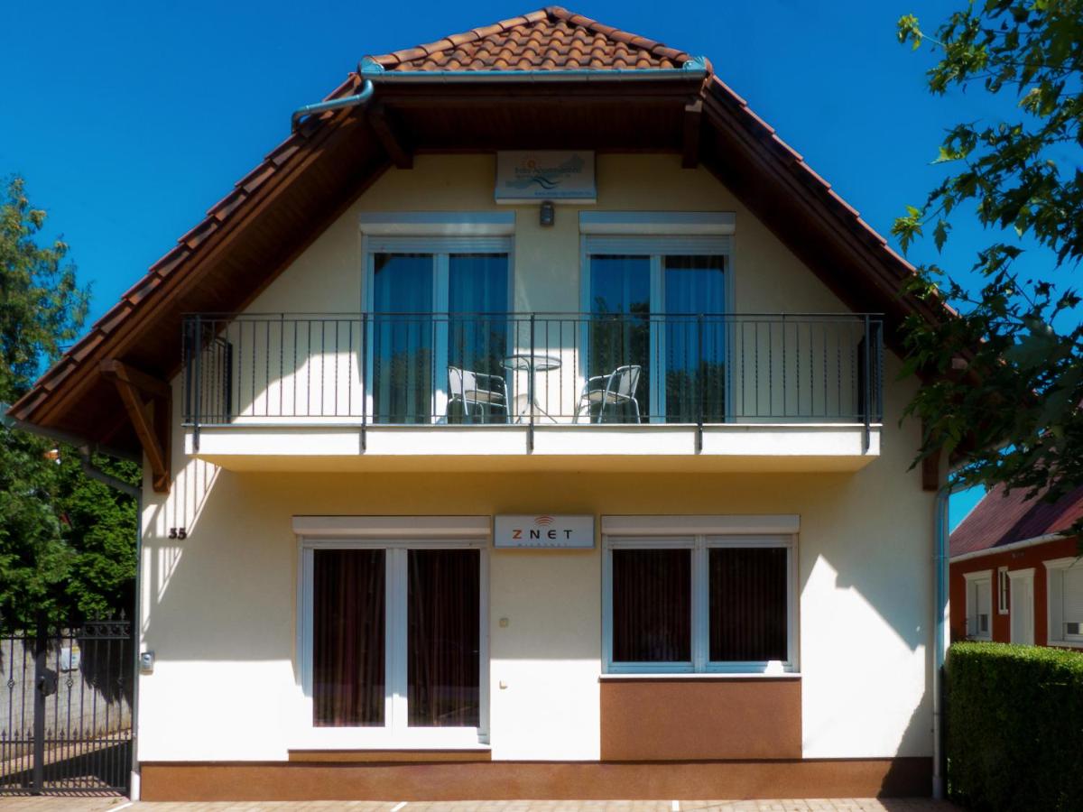 Easy Apartmanház - B&B