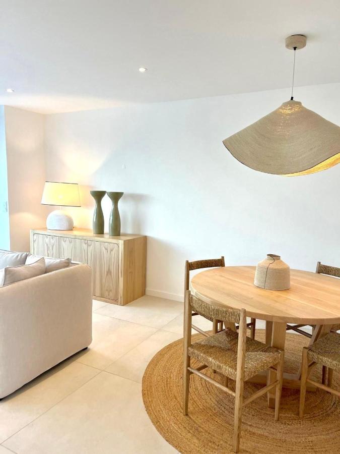 Casa da Praia - Sea Views, 5-Min Walk to Beach - B&B Porches