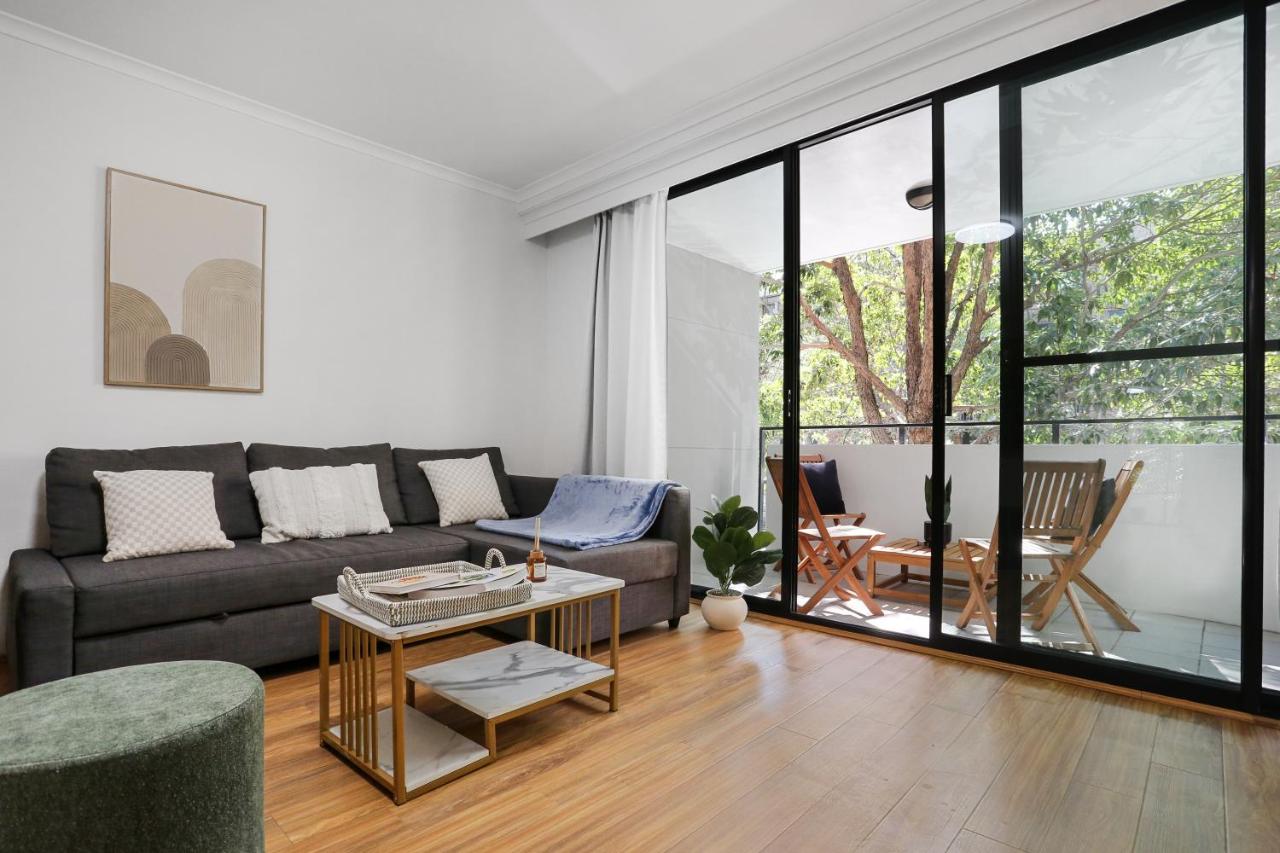 Ultimo NSW - 2 Bedroom Apartment with Balcony - B&B Sydney
