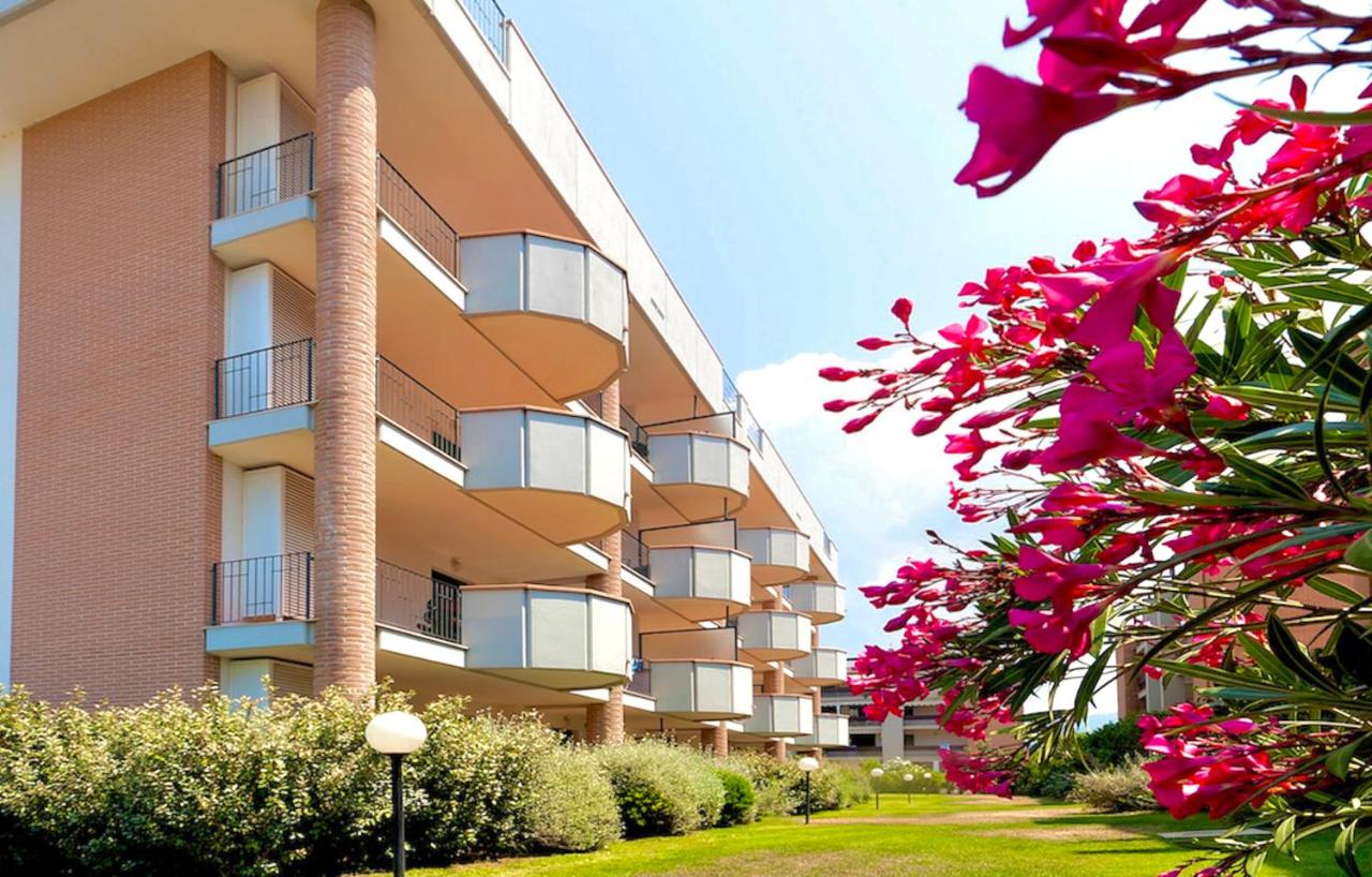 ISA - Apartments 4 beds in Residence Mirto and Corbezzolo - Chambres d'hôtes San Vincenzo
