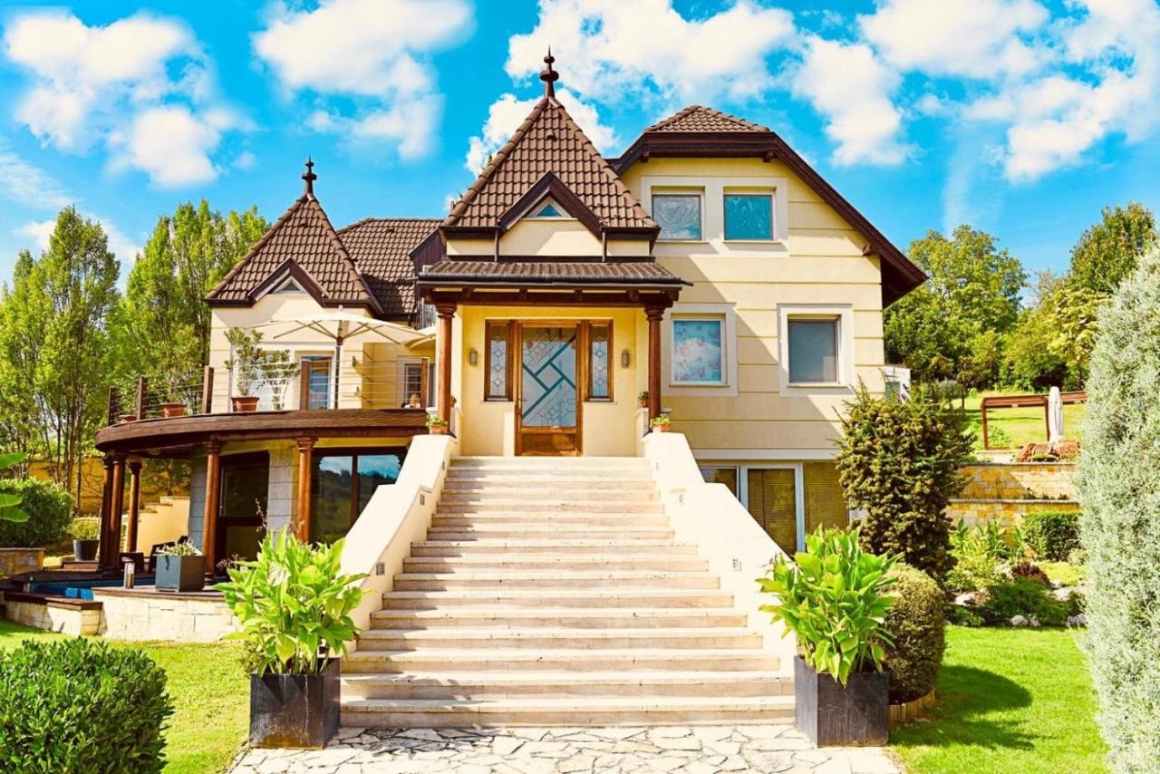 Elysium Estate Szekszárd - B&B Szekszárd