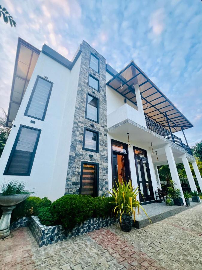 Meadow View Villa - B&B Dikwella