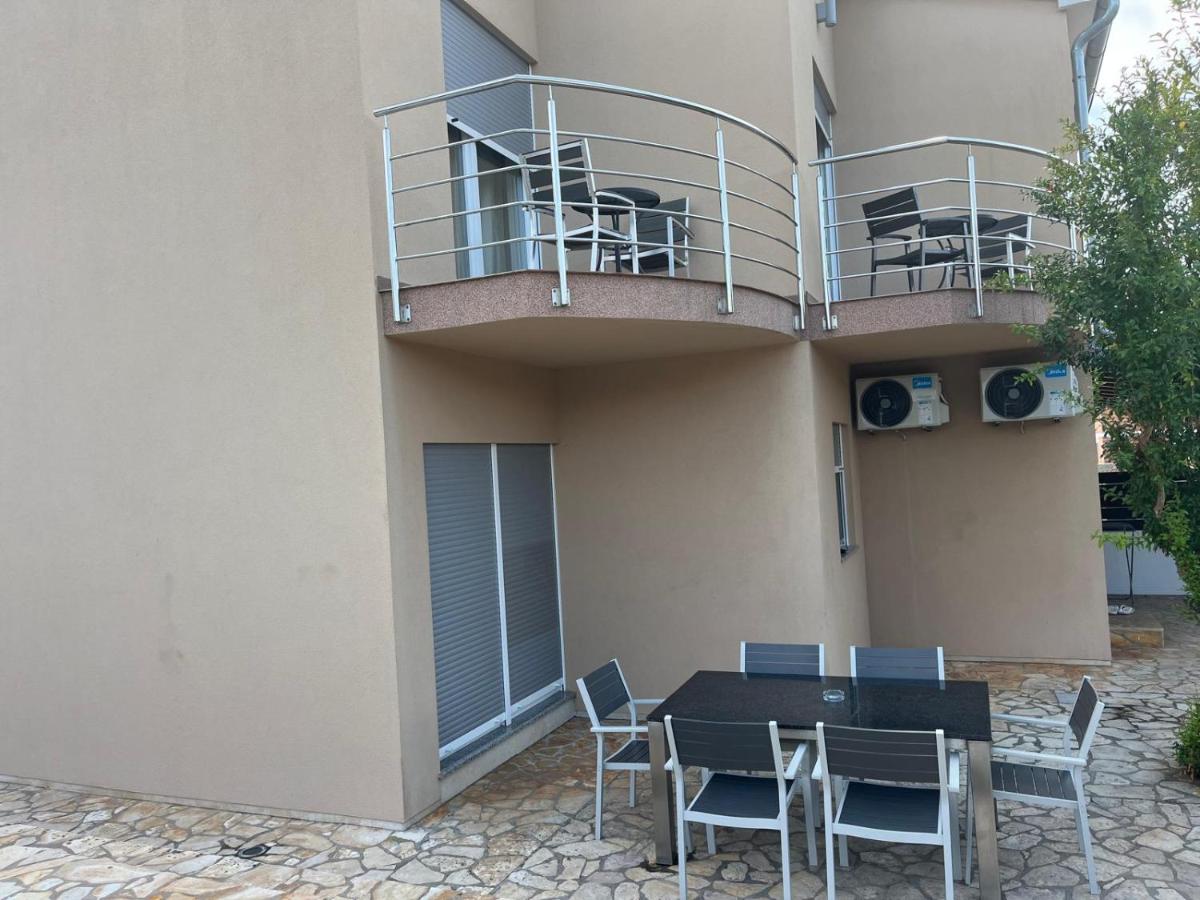 Villa Lara 2 - Bed and Breakfast Ližnjan