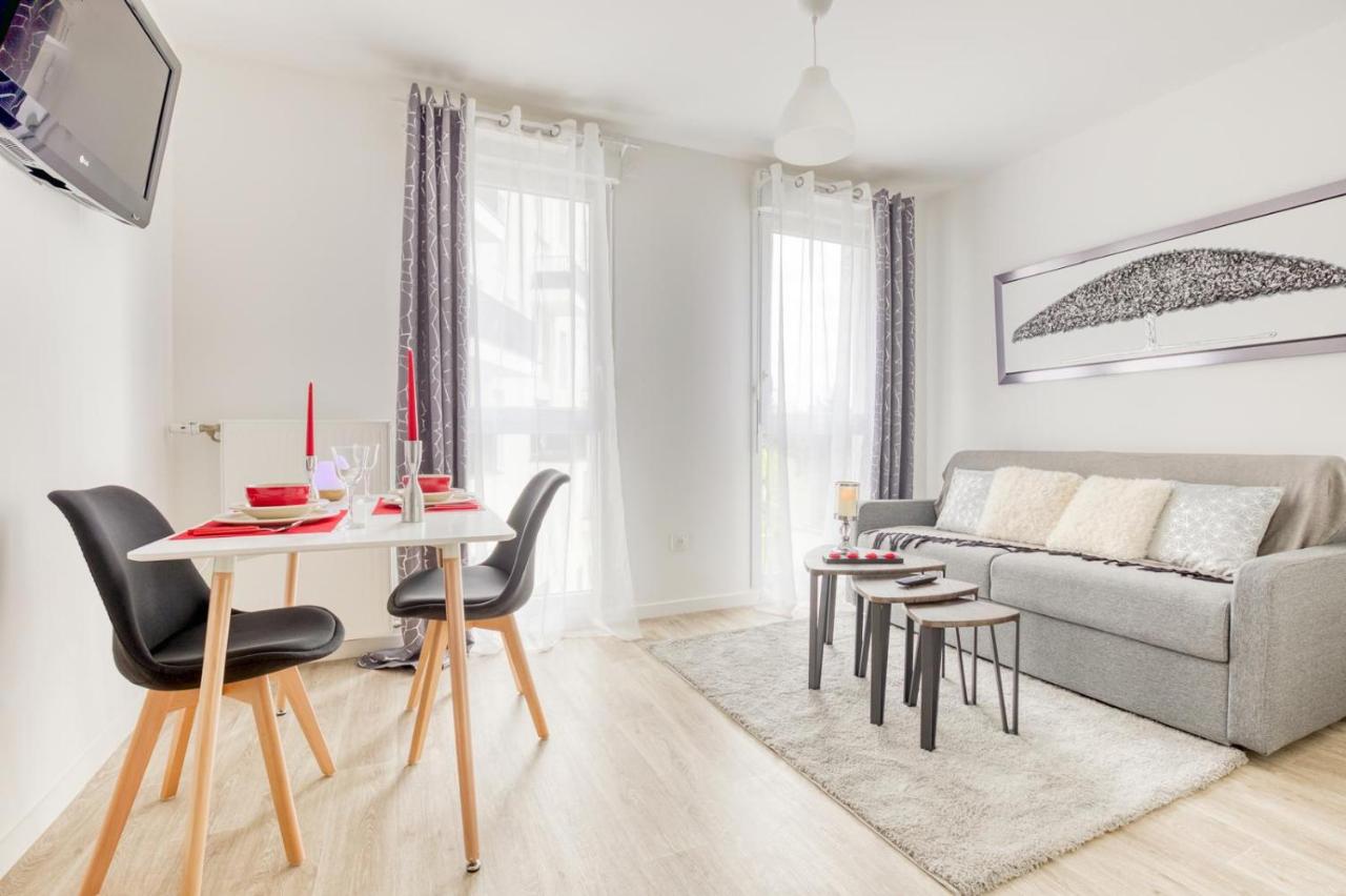 Studio moderne - Shopping Qwartz Parking et Stade de France - B&B Villeneuve-la-Garenne