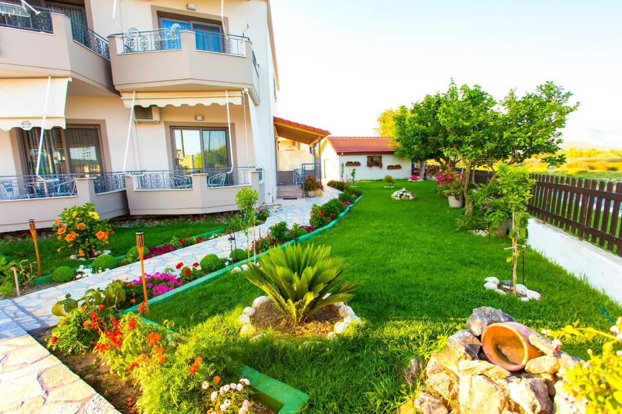 Villa Ikaros - Bed and Breakfast