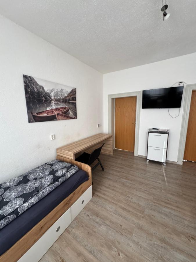 Büchner 50 - B&B Gera