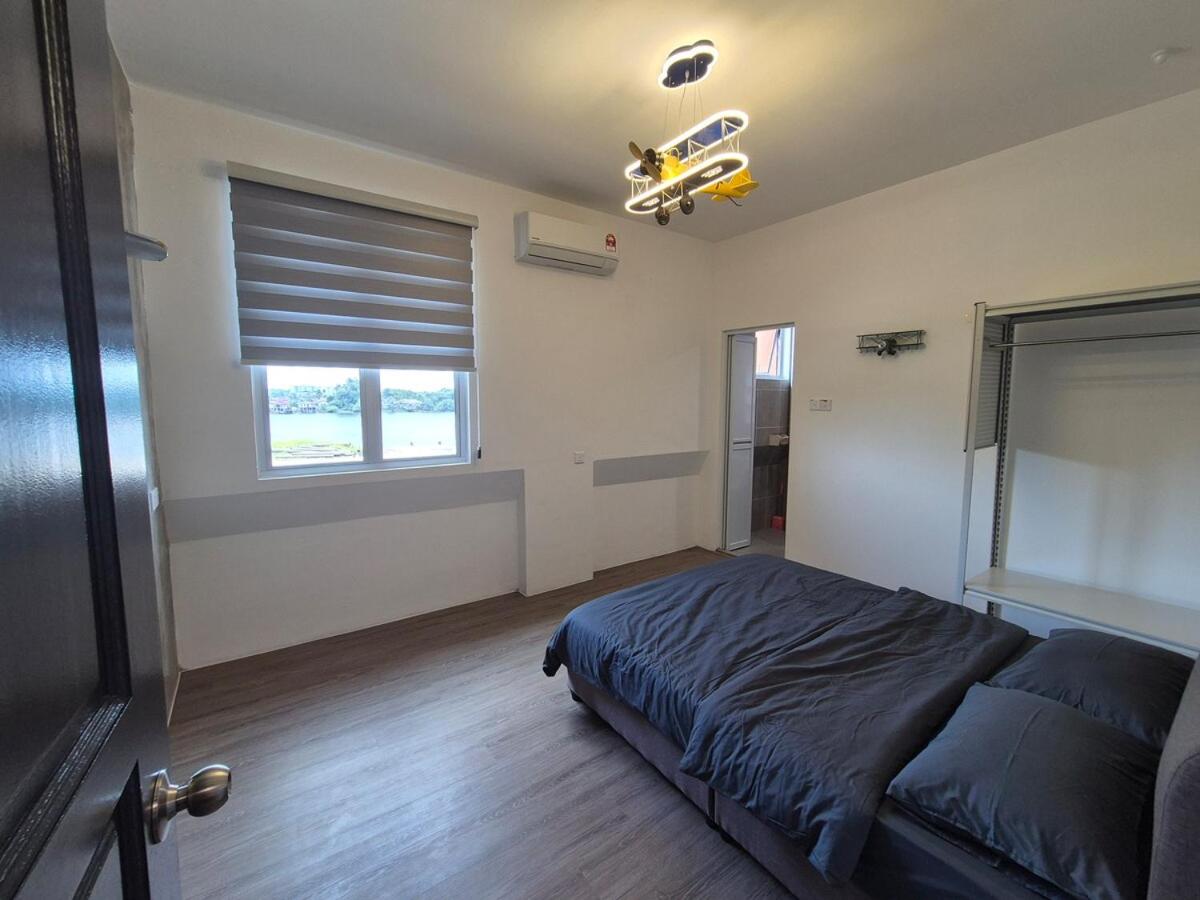 Apartment mit 3 Schlafzimmern und Blick auf das Wasser