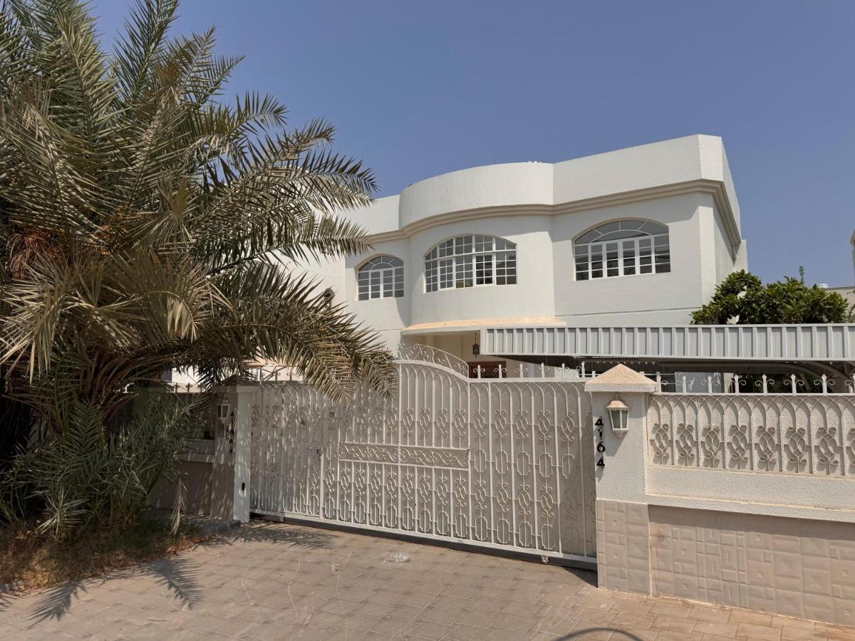Muscat Guesthouse 3 All Private Ensuite Rooms - B&B Muscat