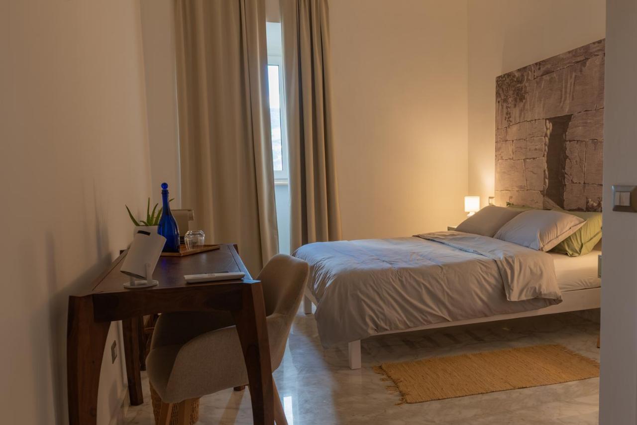 Deluxe Double or Twin Room with Mountain View