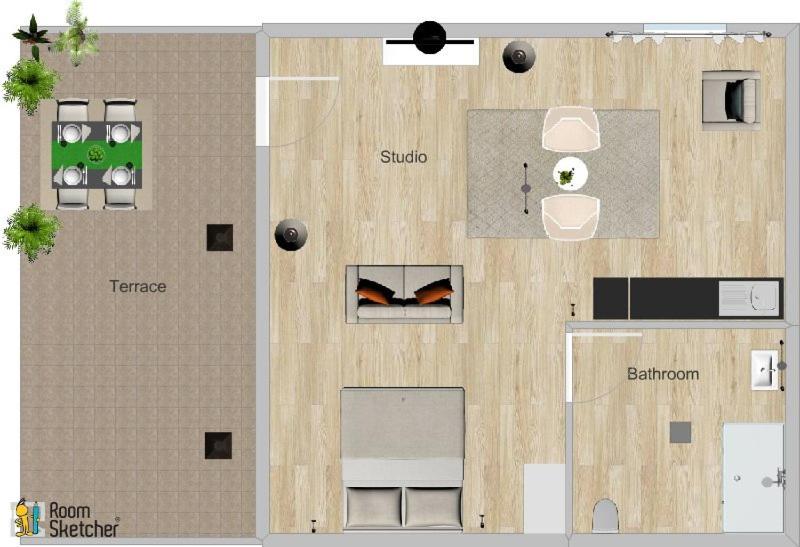 Apartment with Terrace