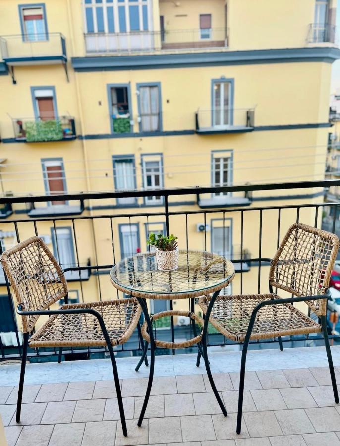 Arenaccia House Naples Center Welcome Wine - Chambres d’hôtes Naples