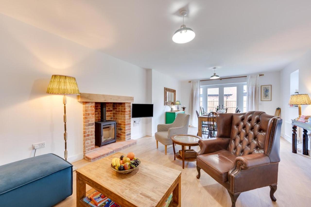 Wren Drive - B&B Holt