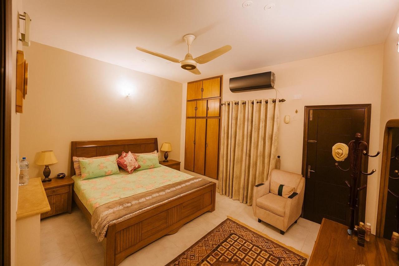 Entire Four Bedroom Cozy Home in G9 Islamabad - B&B Islamabad