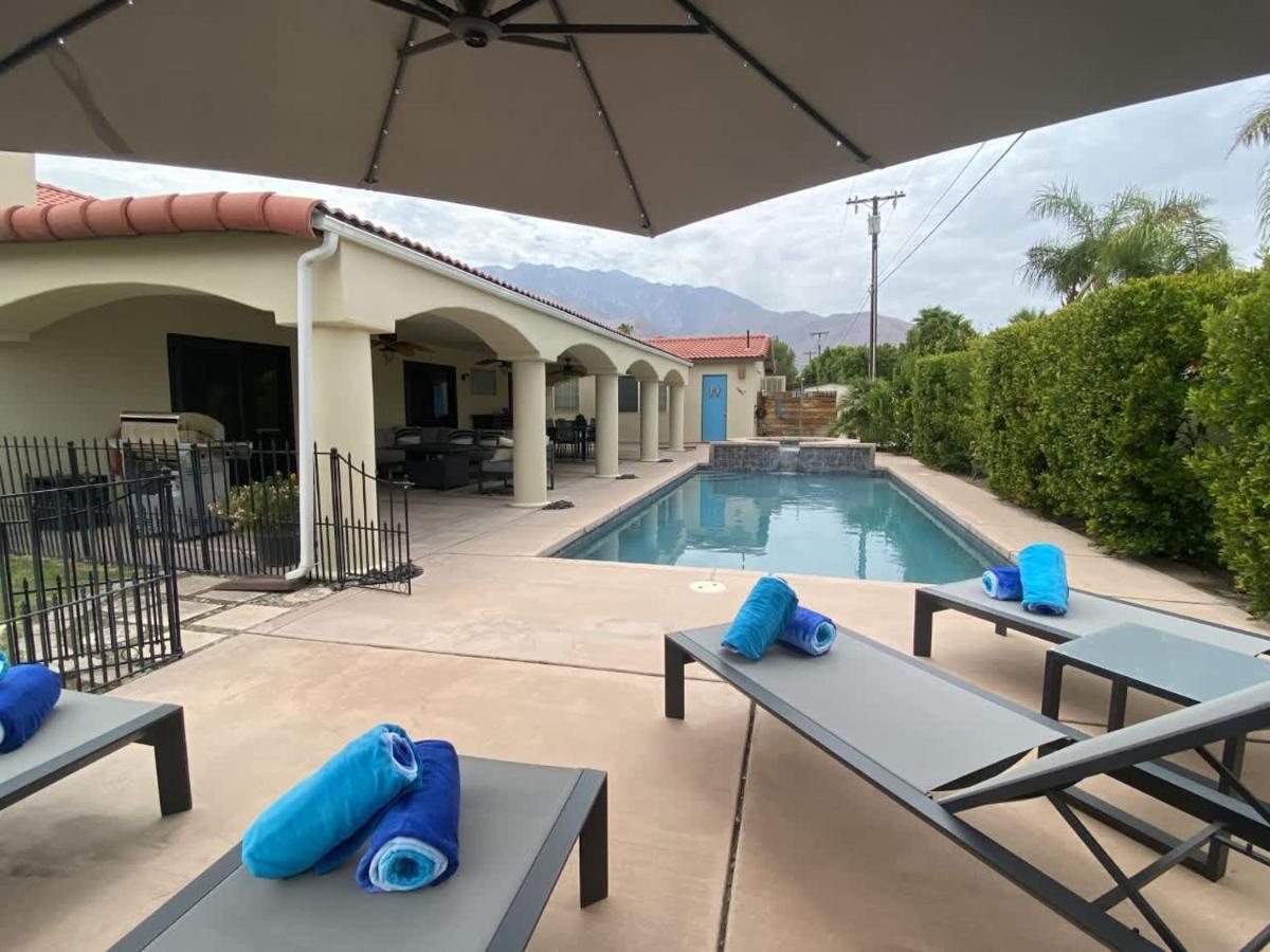 Casa de Arcos with Private Hot Tub - Chambres d'hôtes Palm Springs