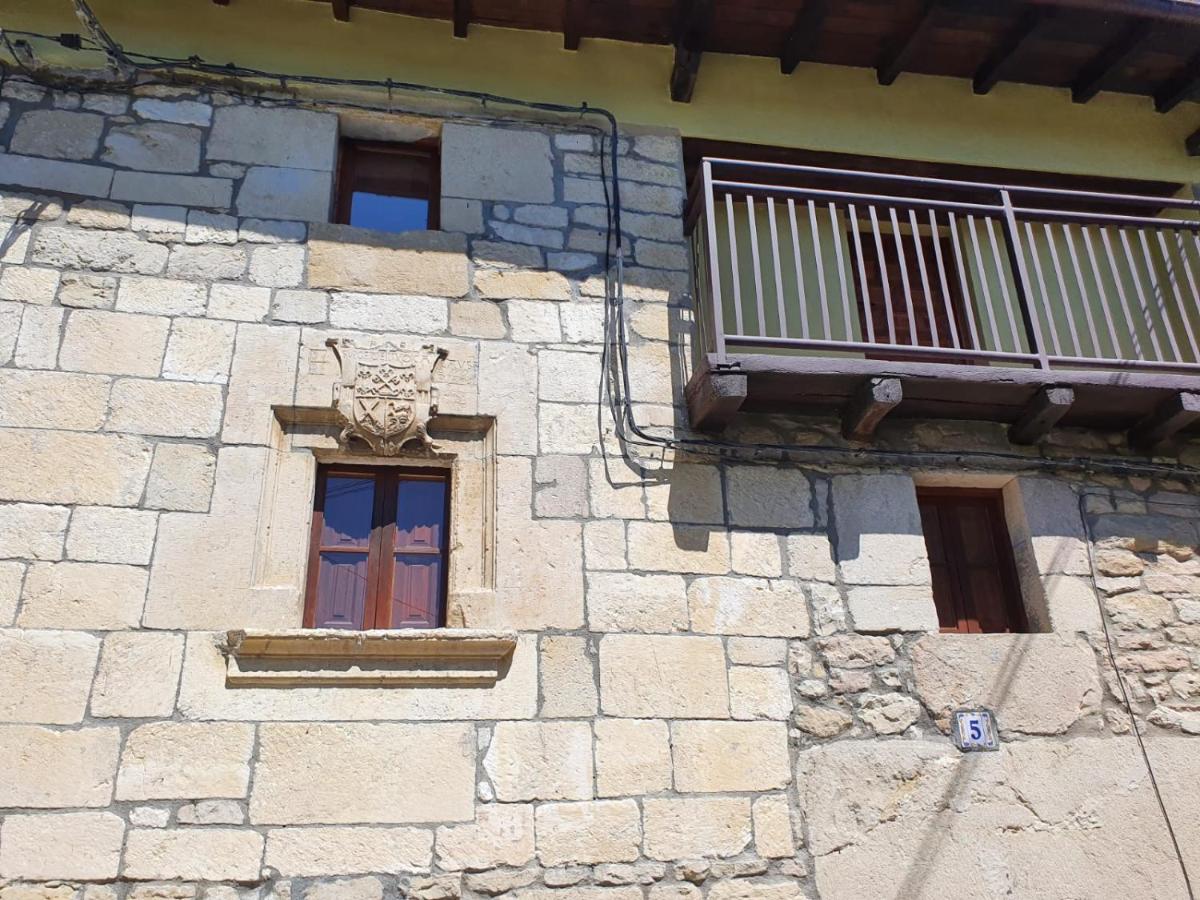 Casa Rural Baratza - B&B La Revilla de Herrán