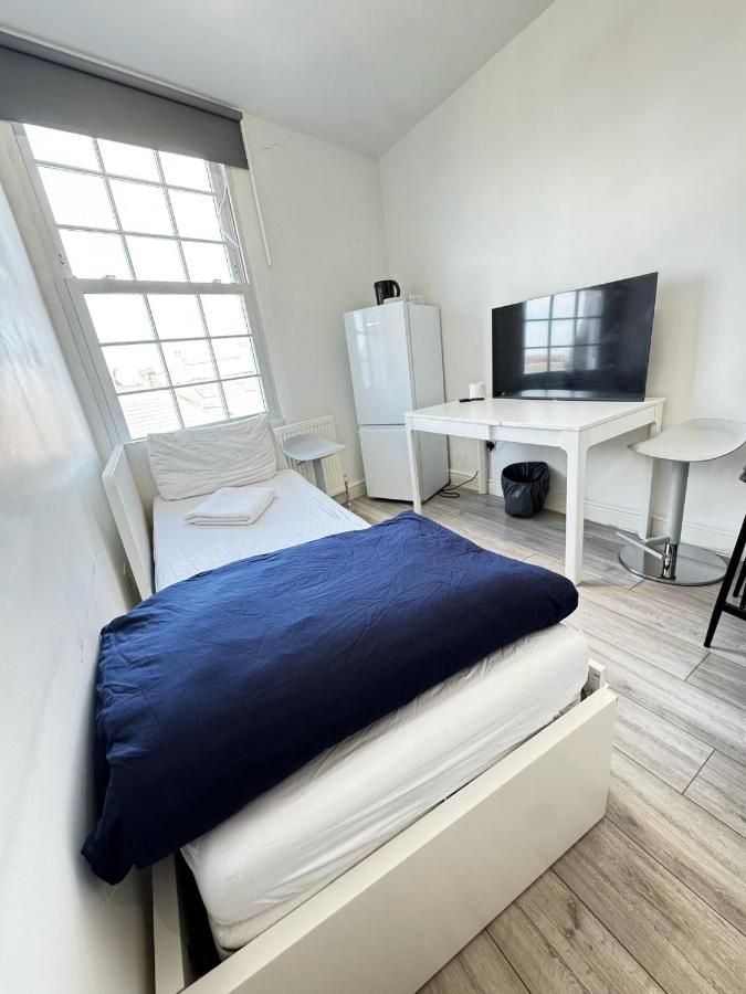 Room for 5 in Zone 2 - Willesden Green - Ferienwohnung London