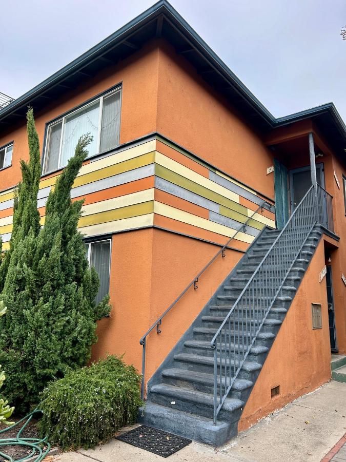 Simply Beautiful Apartment in Los Angeles! - B&B Los Ángeles