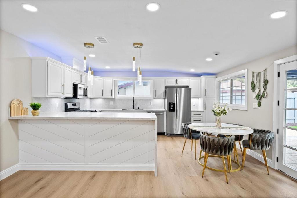 Xlnc Exotic home Rexview Dr - Chambres d’hôtes San Diego