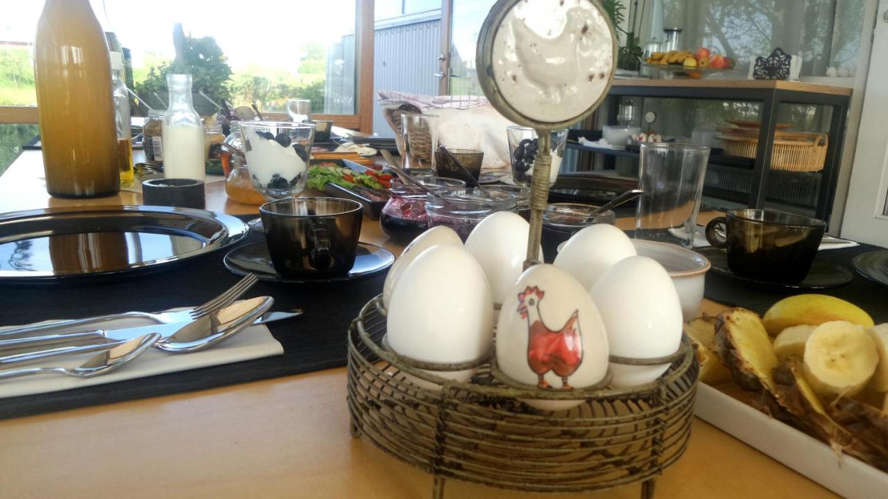 Eyvindarholt Guesthouse - B&B Alftanes