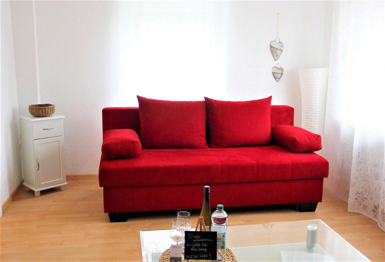 Ferienwohnung Hogh, 55qm, Terrasse - B&B Beuren