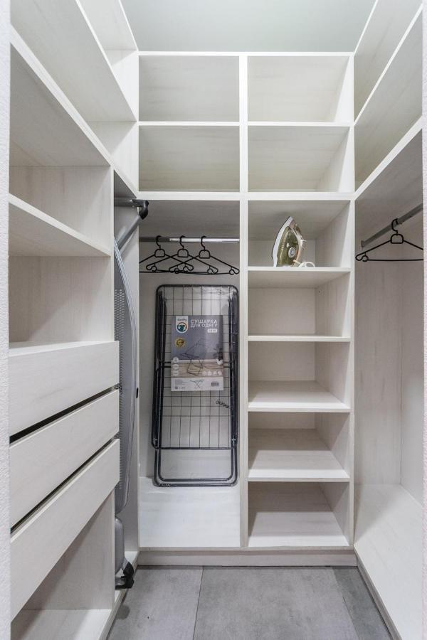 One-Bedroom Deluxe Apartment