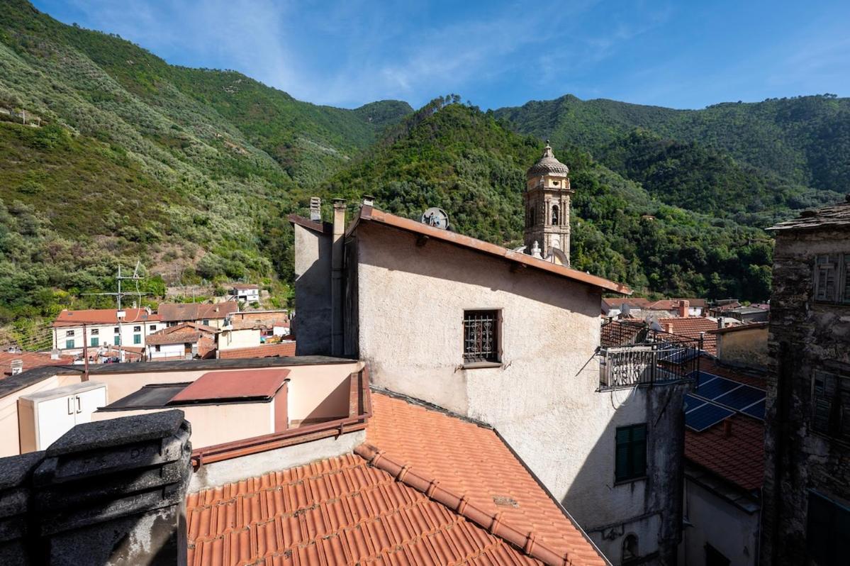 Casa Micino grazioso bilocale nel centro storico di Badalucco - B&B Badalucco