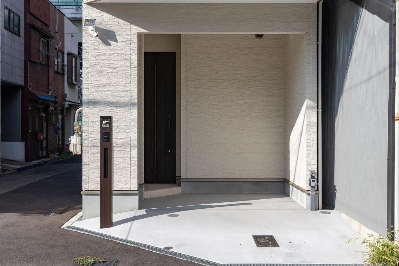 Bridge Stay Midoribashi - Spacious Stay in Higashinari, Easy Access for Osaka Sightseeing, Brand-New Opening in Higashi-Imazato Area, Sleeps up to 10 Guests - Chambres d'hôtes Osaka