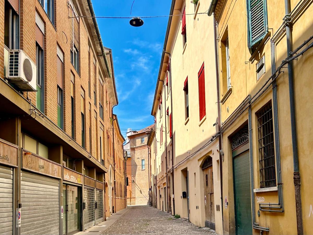Bello Room - A pochi passi dal Centro Storico - B&B Ferrara