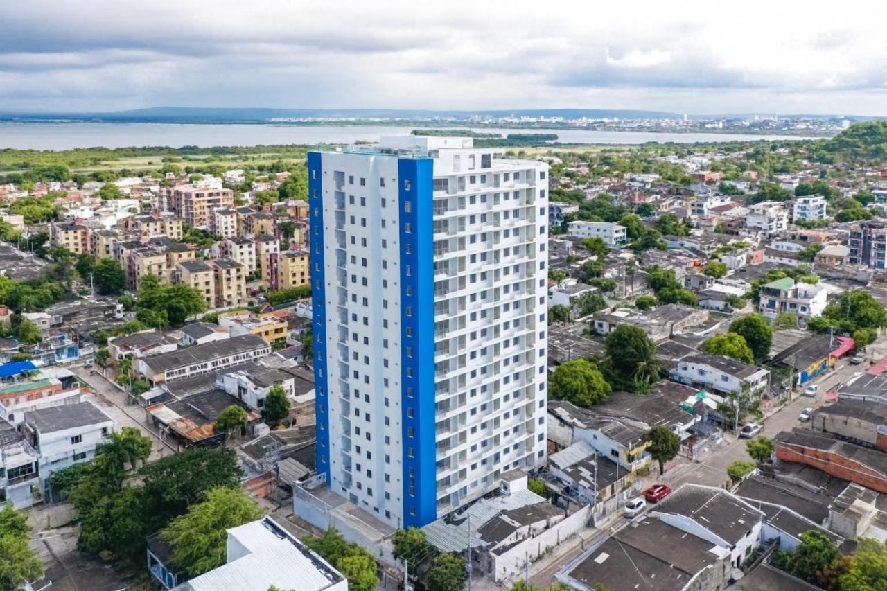 Apto 2H Estratégico Cerca Centro Histórico, Playas y Aeropuerto - Chambres d’hôtes Carthagène