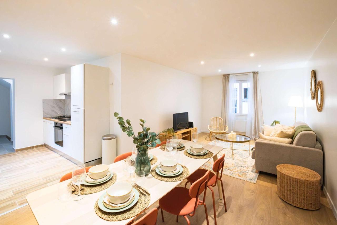 Duplex Terrasse - Proche de Paris 6 pers - Bed and Breakfast Saint-Denis