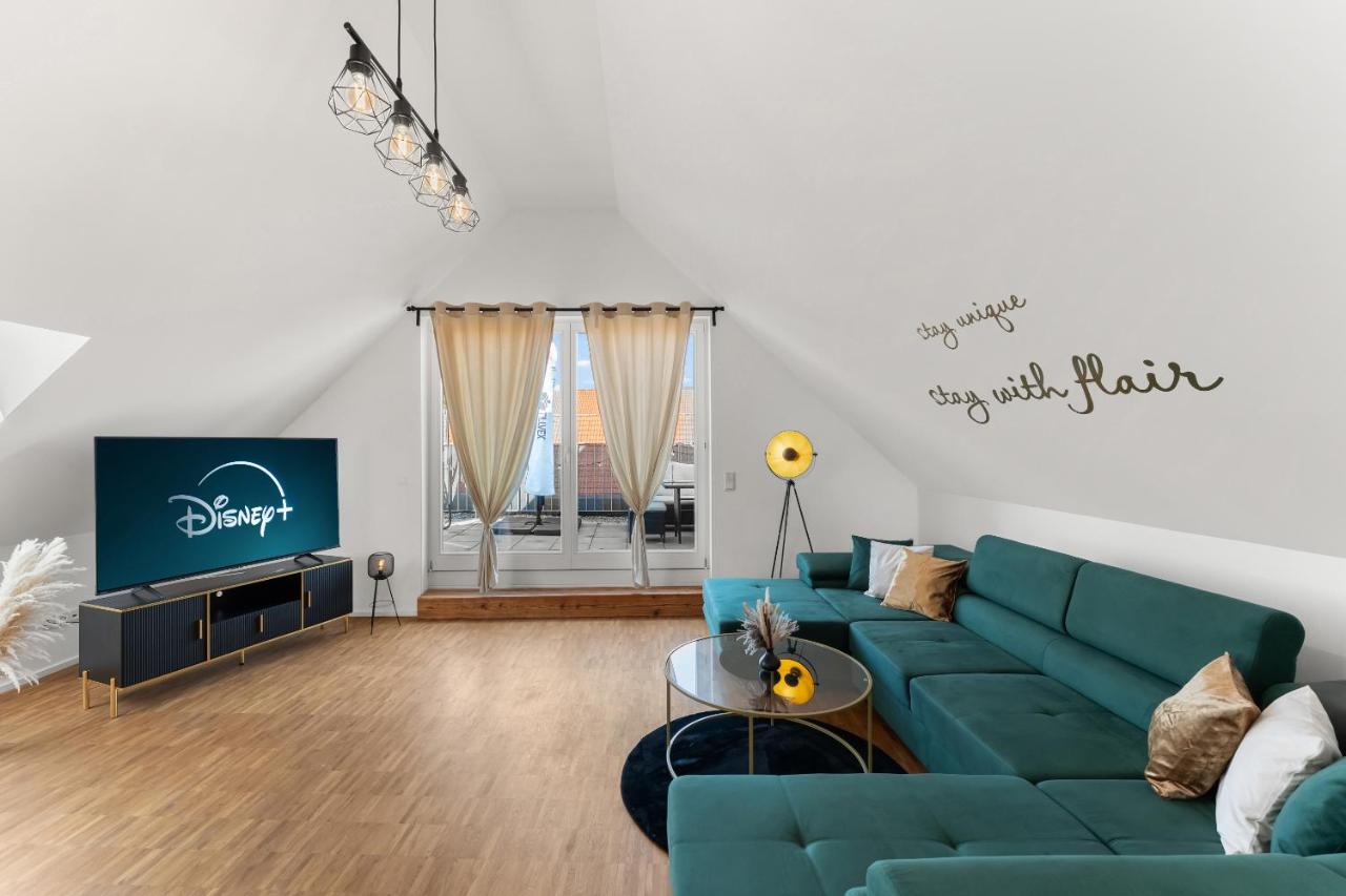 Three-Bedroom Apartment with Balcony