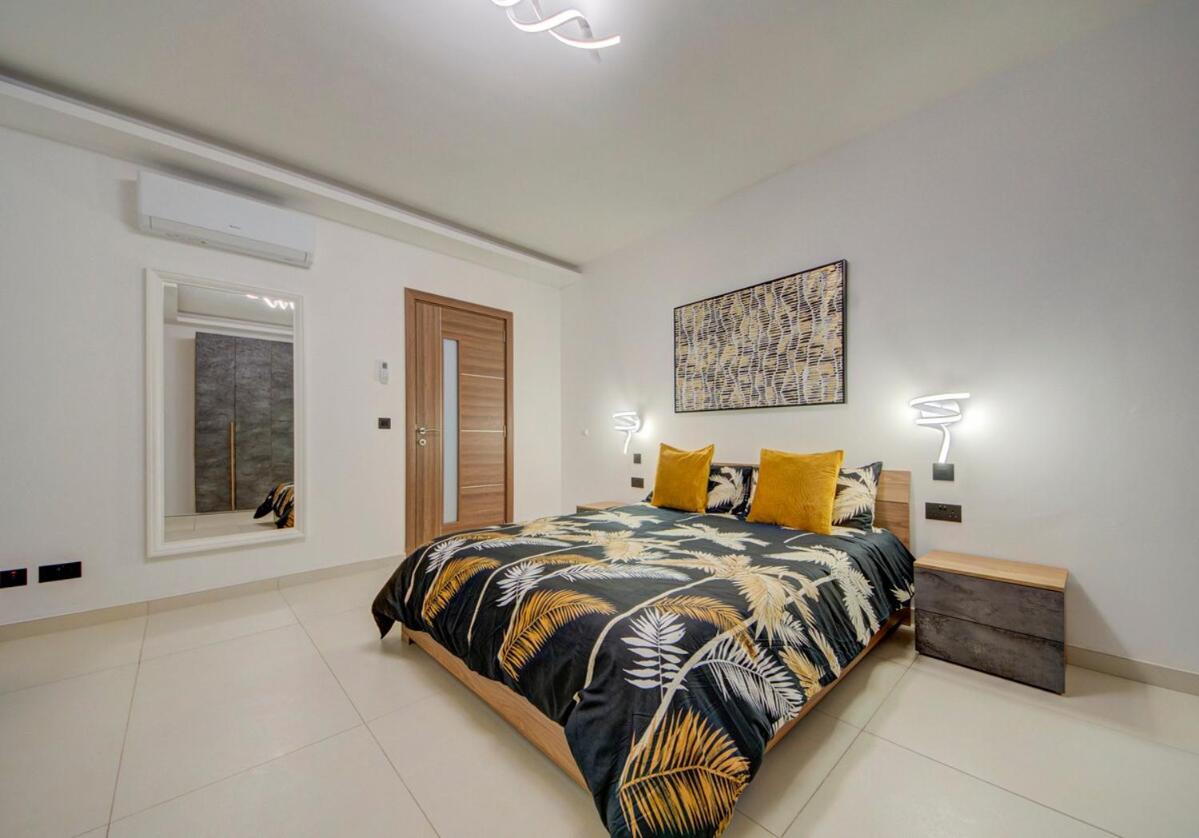 Appartement 2 Chambres avec Terrasse et Vue sur la Mer