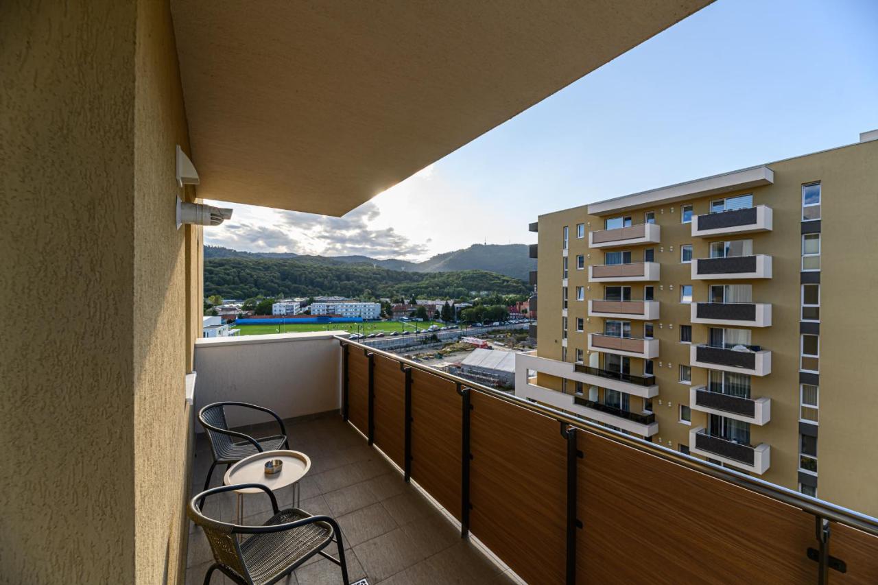 JAD Premium Apartments - Urban Plaza - Bed and Breakfast Braşov