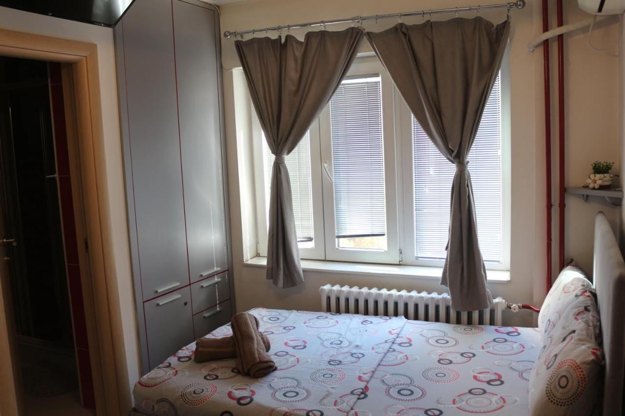 Skopje Lux Apartments - Bed and Breakfast Skopje