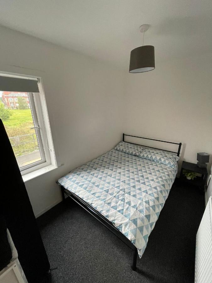 Tweepersoonskamer met Gedeelde Badkamer