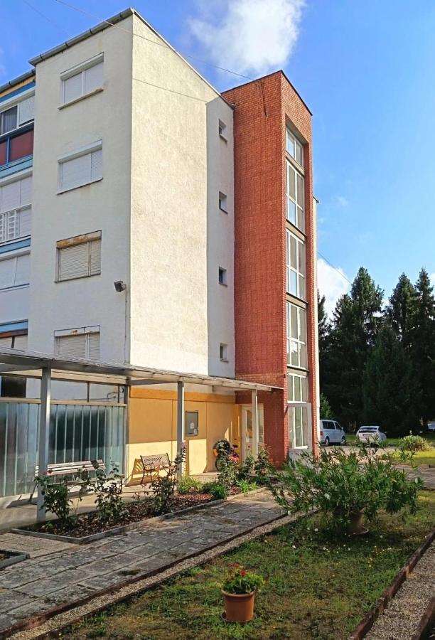 Ilona Apartman Harkány - Ferienwohnung Harkan