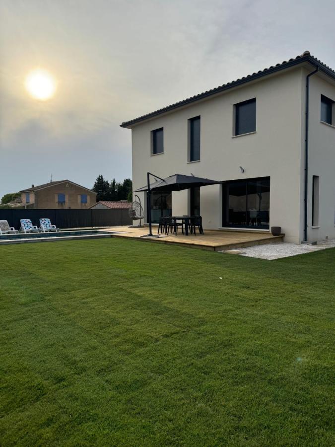 Grand villa de luxe avec piscine - B&B Violès