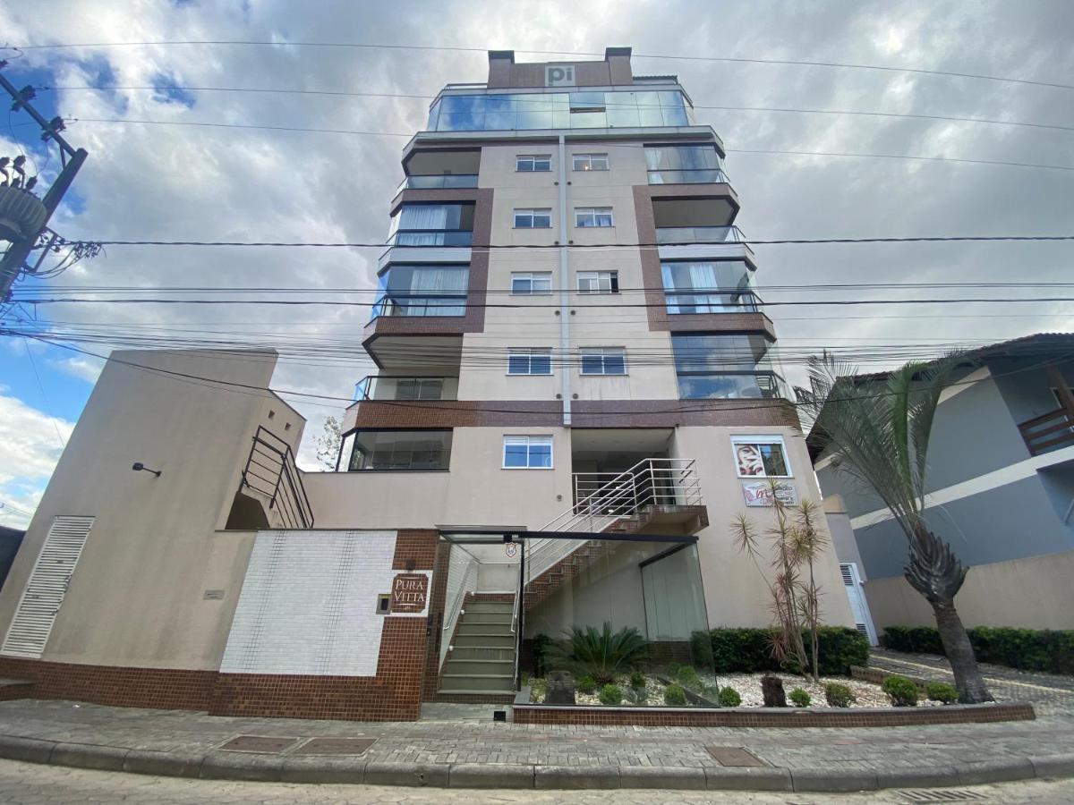 Apartamento Oktoberfest Blumenau ao lado da Vila Germânica - B&B Blumenau