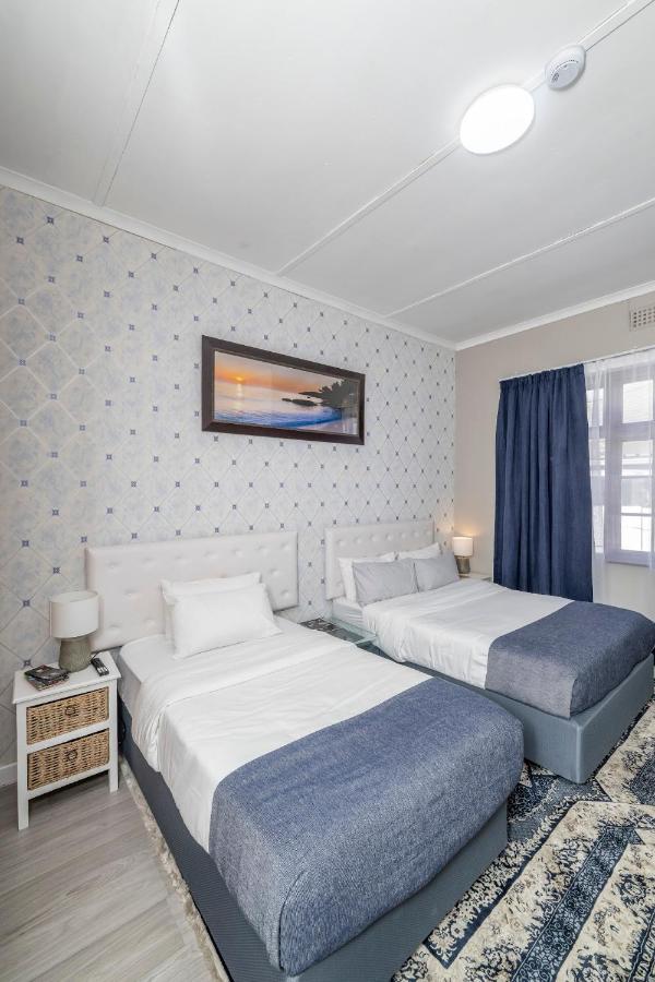 Familienzimmer mit Dusche