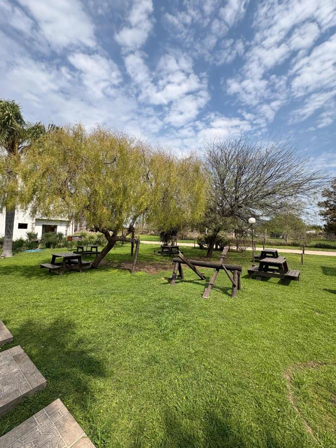 Descansa en Nueva Andalucía- Departamento con pileta y quincho en Miramar - B&B Miramar
