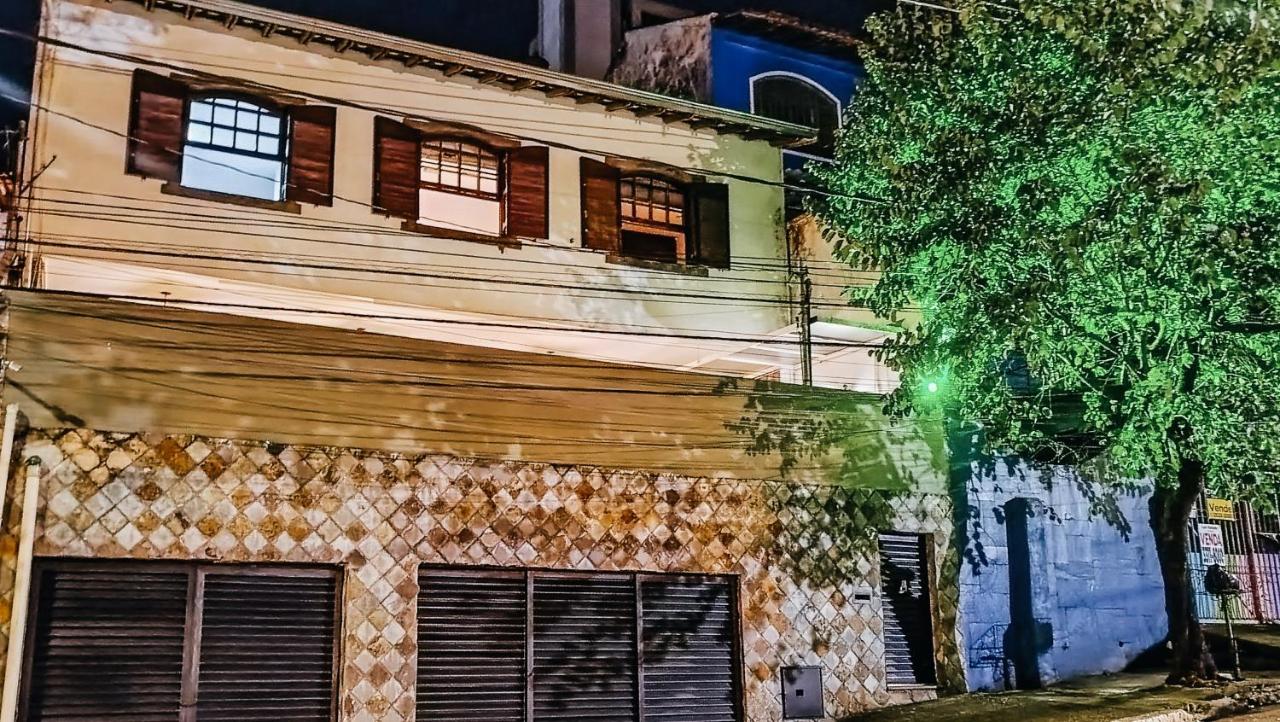 Casa Confortável 5 quartos - São Pedro - BHSH - Bed and Breakfast Belo Horizonte