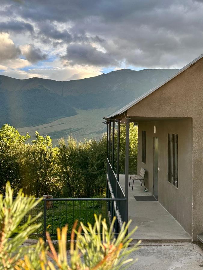 Dez Guest House Mountain Views near Dilijan - Bed and Breakfast Margahovit