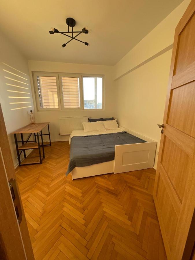 CampaLaLuna Cozy apartment Bucharest - kids friendly - B&B Bucharest