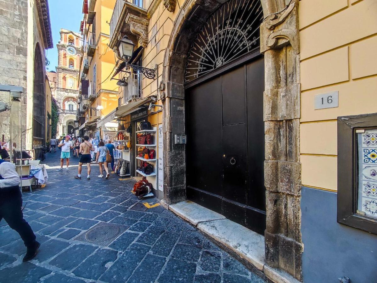 Fiorentino Luxury Home Sorrento Center - B&B Sorrento