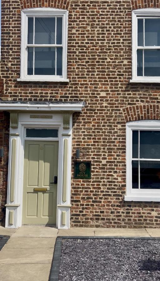 Ivy House - B&B Boston