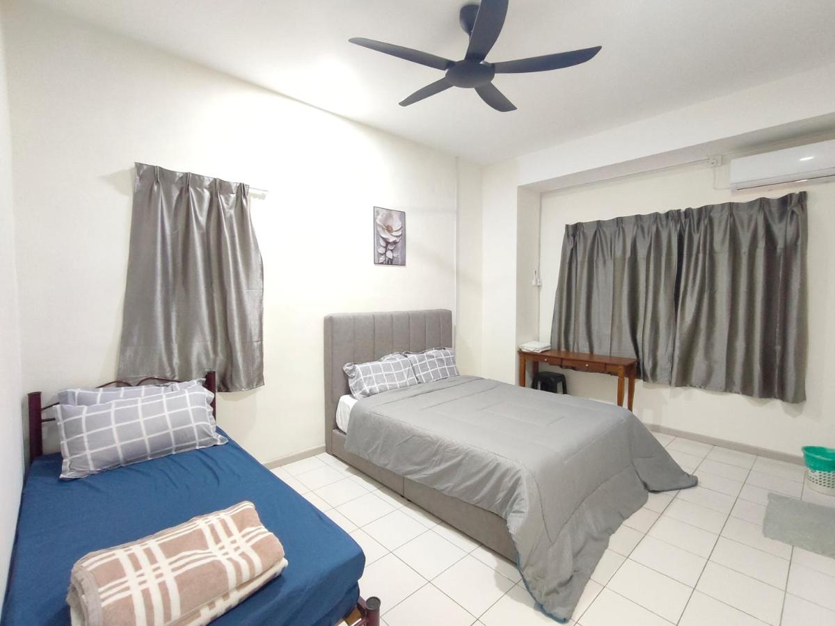 De Garden Homestay Sandakan - Chambres d'hôtes Sandakan