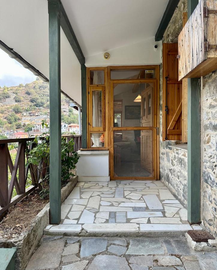 Eria Moutoullas House - B&B Moutoullás